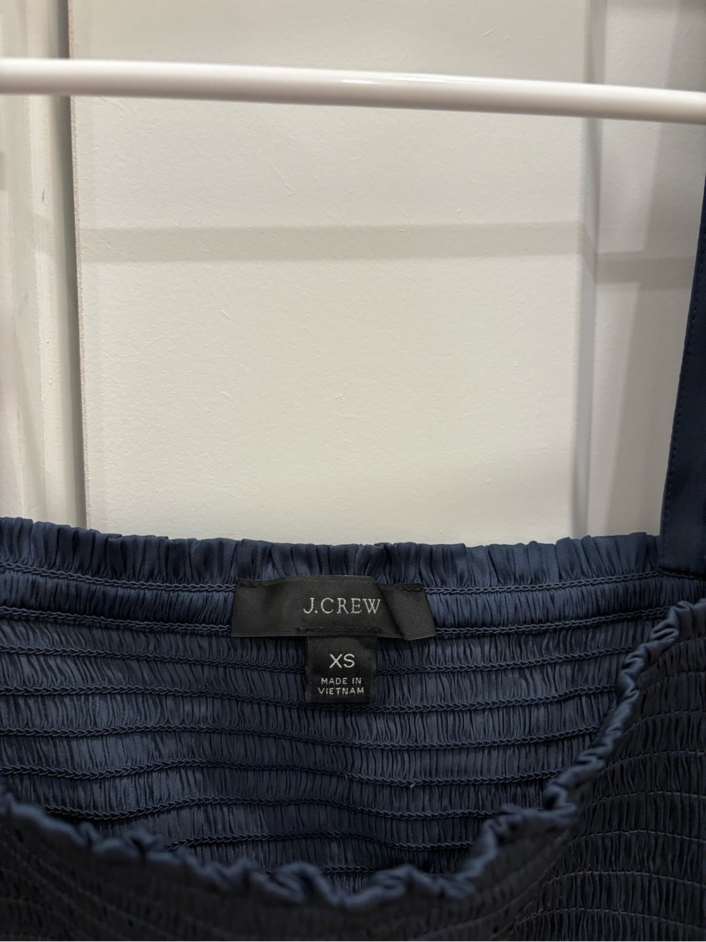 J. Crew Squareneck Smocked Featherweight Satin Cropped Top Size XS - Picture 3 of 7